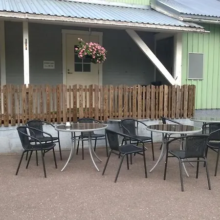 Nalles Gästhem Aamiaismajoitus *