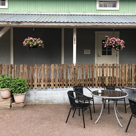 Nalles Gaesthem Bed & Breakfast